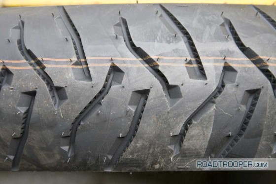 Michelin Anakee 3 back tyre looks a bit mad, but so did the Pilot Road 3!